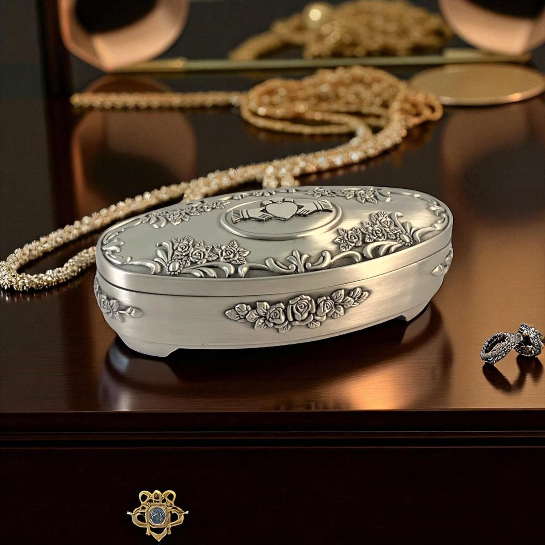 Oval Claddagh Jewellery Box – Mullingar Pewter - Irish Gifts