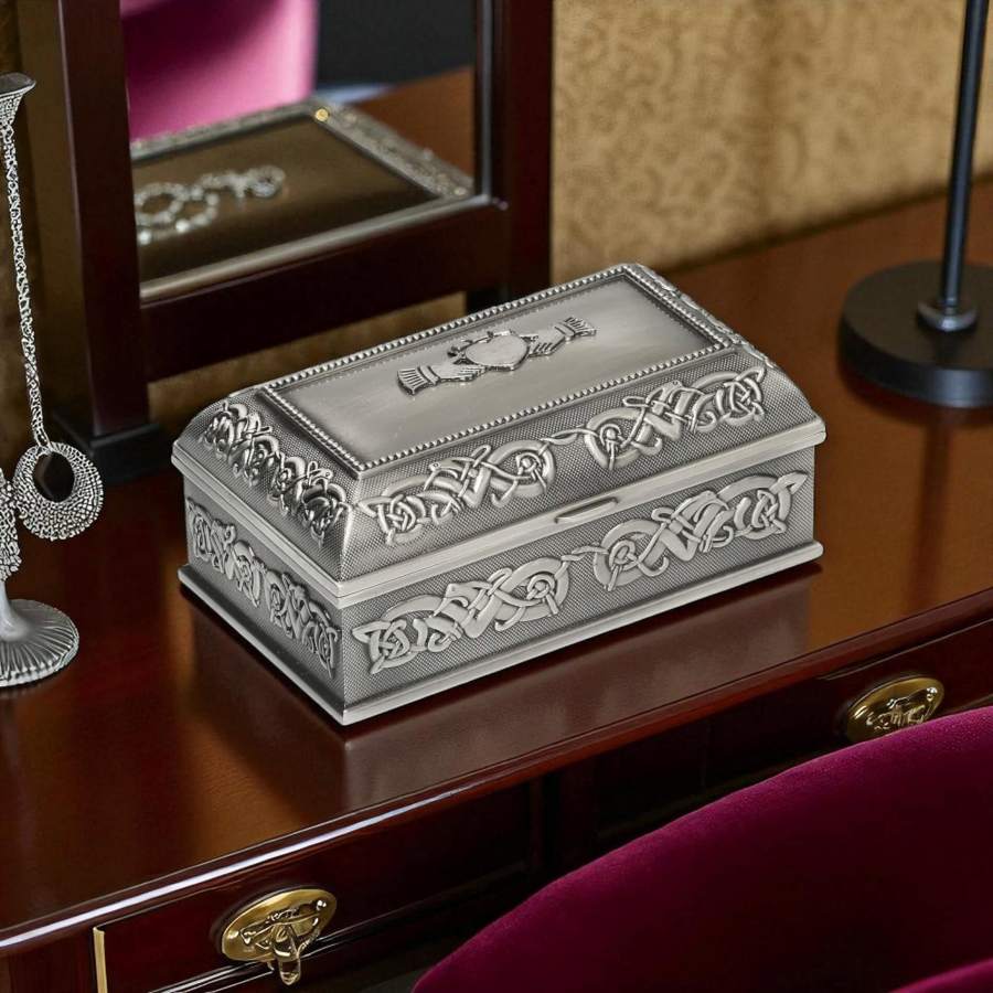 Medium Claddagh Jewellery Box – Mullingar Pewter - Irish Gifts