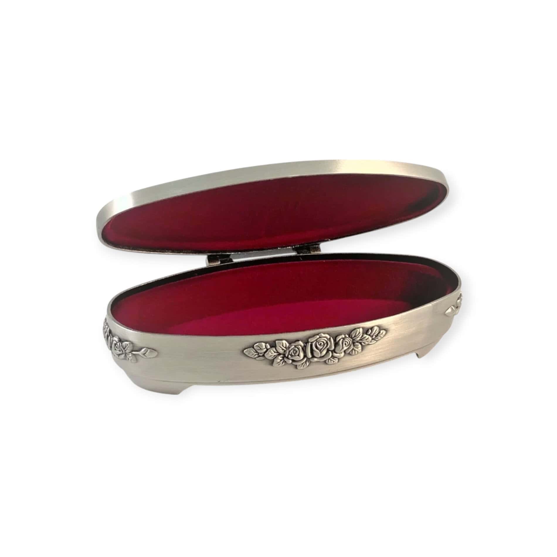 Oval Claddagh Jewellery Box – Mullingar Pewter - Irish Gifts - Image 3