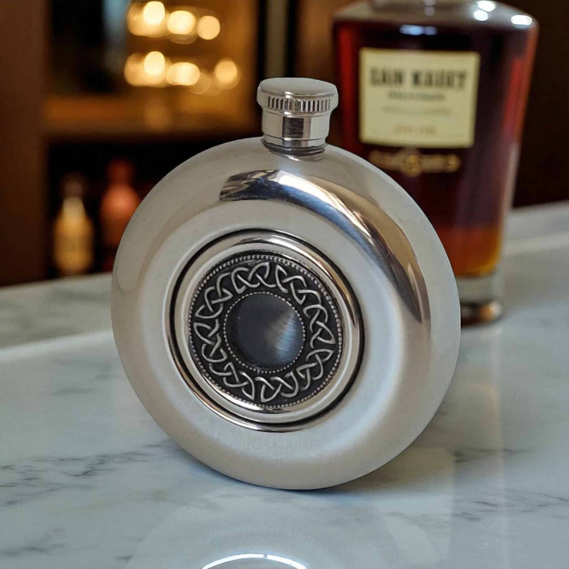 Round Irish Whiskey Hip Flask – Celtic Knot Design 5 oz - Irish Bar/Guinness