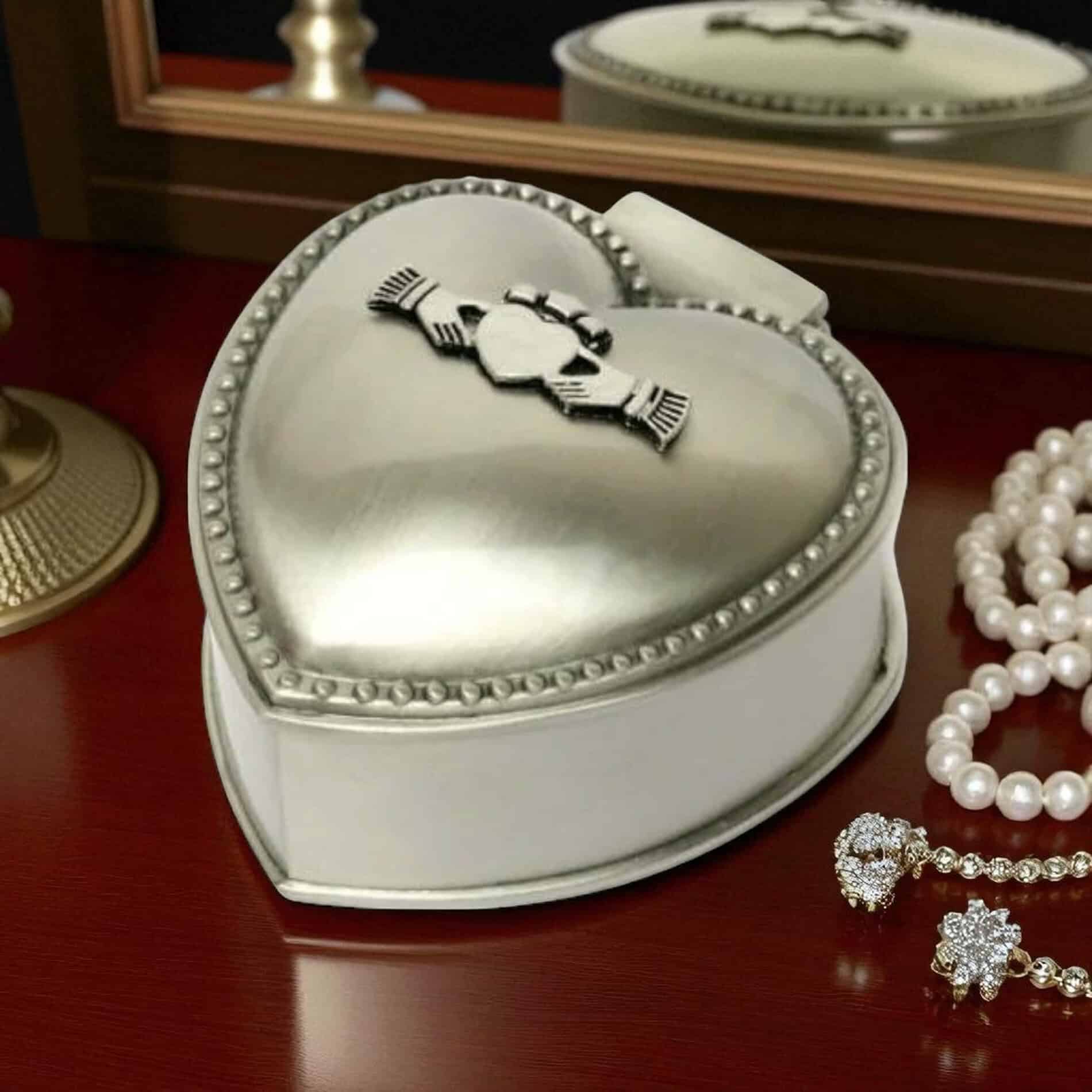 Mullingar Pewter Claddagh Heart Trinket Box – Irish Made - Irish Gifts - Image 2